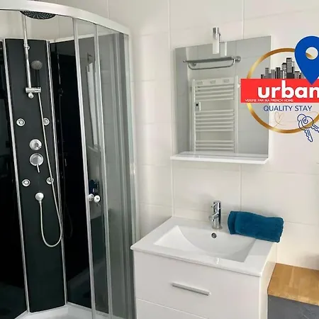 Immeuble 105 M2 Centre شقة